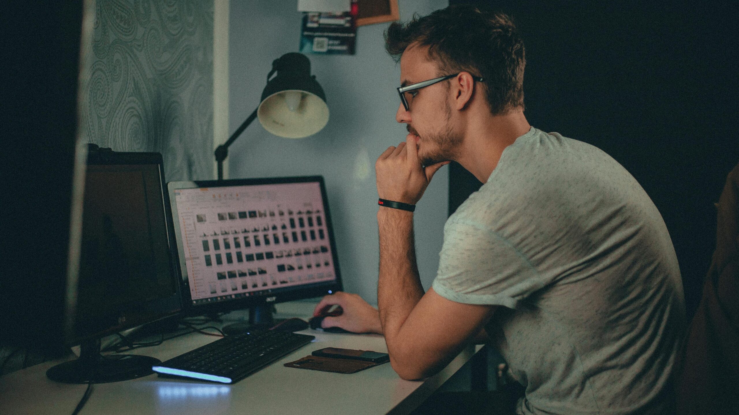 How to Use These 3 Websites to Skyrocket Your Side Hustle in 2025